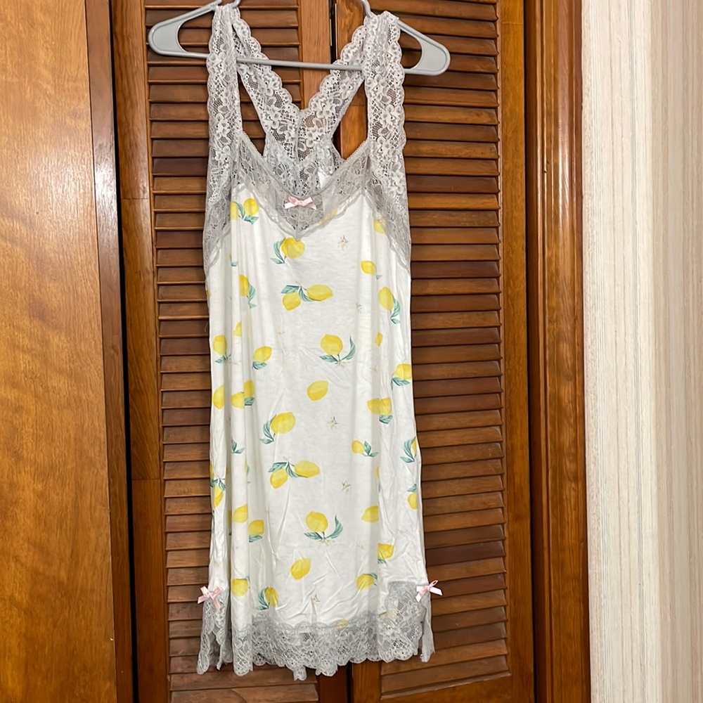 Lemon gown